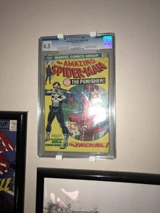 CGC Graded Comic Wall Mounts - Picture 1 of 3
