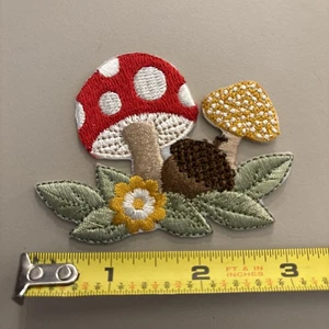 Setas Bellota (Plancha en parche) Flor/Naturaleza/Senderismo/Arte/Hippie - Imagen 1 de 3