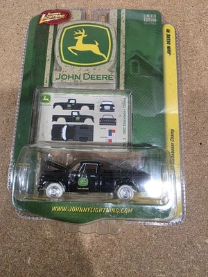 Johnny Lightning White Lightning John Deere 61 Studebaker Champ Foto 1 de 2