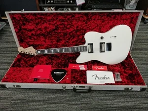 Fender Jim Root Jazzmaster V4 E-Gitarre - modifiziert, gebraucht, schwarze Oberfläche - Bild 1 von 17