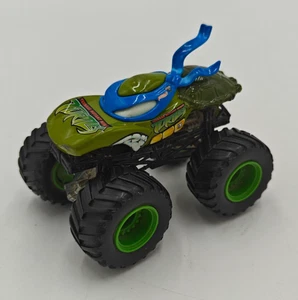 Hot Wheels Monster Jam "Ninja Turtles" 1:64 pressofuso Monster Truck sciolto - Foto 1 di 6