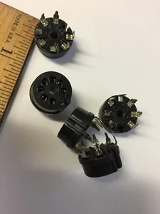 7PCB CINCH JONES 7 PIN PC MOUNT TUBE SOCKETS 5 PCS NOS - Bild 1 von 1