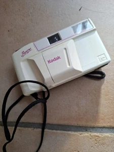 Kodak Breeze Fotocamera 35mm Ripresa Puntiforme Pellicola Rullino Vintage - Picture 1 of 3