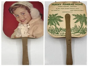 50er Jahre kleines Mädchen-Ohrenschützer-Hand Kirche Fan-Hursey Bestattungsinstitut Chesterfield S.C - Bild 1 von 14