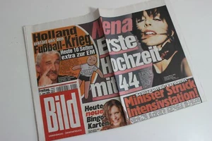 BILDzeitung 11.06.2004 Juni 11.6.2004 Geschenk für besondere Anlässe   - Picture 1 of 2