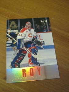 1995 96 Leaf Gold All-Stars # 5 Patrick Roy Canadiens / Tom Barrasso ZH3