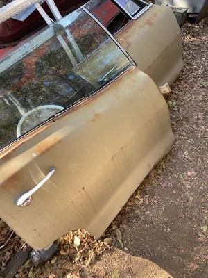 Puertas Catalina Bonneville 4 puertas HDTP vidrio tintado Texas metal Foto 1 de 3