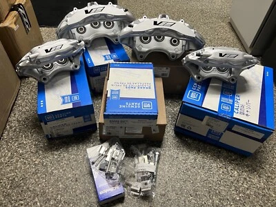 Pinzas de freno Brembo de 6 pistones plateadas Cadillac CTS-V 2009-13 + pastillas de freno originales Foto 1 de 4