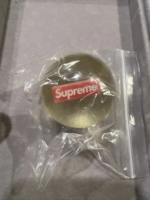 Nova bola de salto de borracha Supreme FW18 (21111) - Imagem 1 de 4