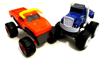 Motorsports McDonalds Monster Trucks Jeep naranja y camión azul 2016 plástico en muy buena condición Foto 1 de 4