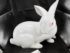 Bunny Rabbit Figurine Vintage FITZ & FLOYD Japan Hand Painted White Pink Eyes - Picture 1 of 8