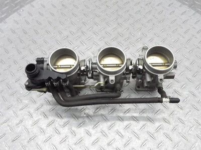 Carrocerías de acelerador Benelli Tornado TR 2003 03  Foto 1 de 4