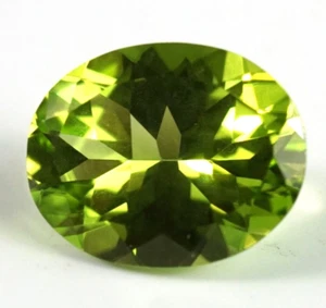 10x8 mm Faceted OVAL PERIDOT - 2.65 ct Natural Gemstone - Arizona - Picture 1 of 1