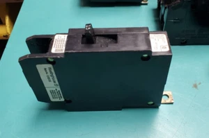 NUEVO INTERRUPTOR AUTOMÁTICO WESTINGHOUSE GHB1015 GARANTIZADO (IGUAL QUE C.H.) - Imagen 1 de 5