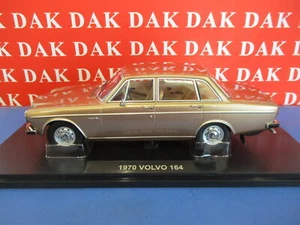 Die cast 1/18 Modellino Auto Volvo 164 Gold Metallic 1970 by Triple9 - Foto 1 di 6