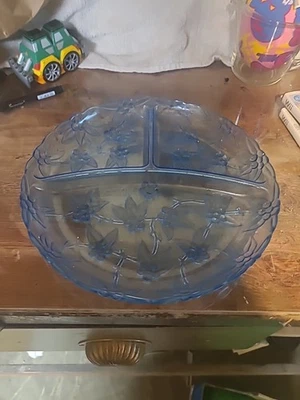 Plato de comida de plástico decorativo Foto 1 de 2