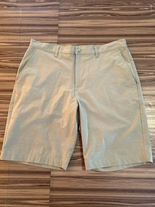 Callaway Men's Golf Shorts Size 34 Beige/Khaki - Picture 1 of 5