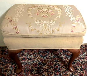 Lovely Vintage Chippendale Style Bench Stool, 17" H X 16" W X 20" L Footstool - Picture 1 of 8
