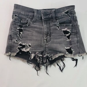 Pantaloncini American Eagle taglia 00 Next Level elasticizzati effetto invecchiato taglio nero denim - Foto 1 di 10
