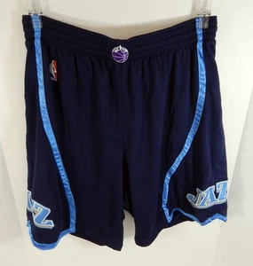 2009-10 Utah Jazz Ronnie Price #17 Game Used Navy Shorts DP30103 - Bild 1 von 4