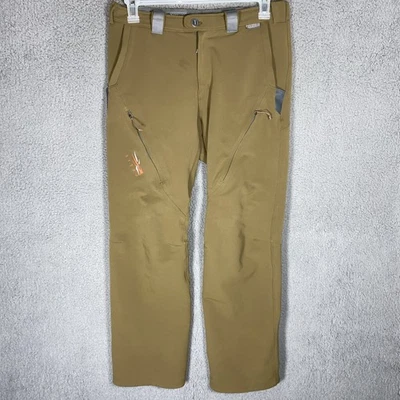 Sitka Grinder Pant Men's size 32x32 Outdoor Wear & Equipment (small Hole) W/belt - Image 1 of 4