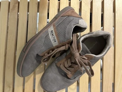 Sapatos masculinos juvenis Kenneth Cole Reaction tamanho 5 marrom cinza usado uma vez - Imagem 1 de 2