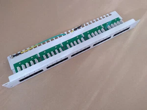 Patchpanel 25xRJ45 8/4 1HE ISDN RAL 7035 Cat3 25 Port 19Zoll - Bild 1 von 6