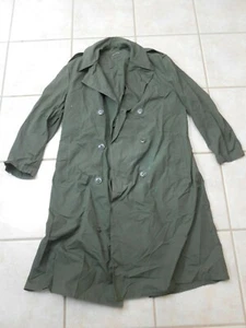 VINTAGE SIZE 38 / 40 US ARMY KOREA VIETNAM ERA RAINCOAT MANS POPLIN SHADE 2200 - Picture 1 of 5
