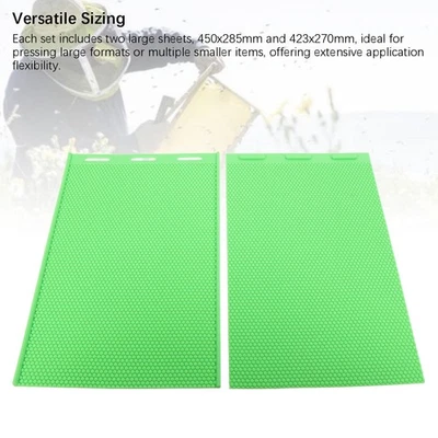 Green 2PCS Beeswax Press Sheets 5.4mm Silicone Flexible Beeswax Foundation Sheet - Image 1 of 4