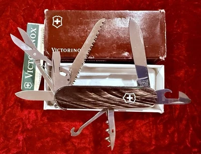 Navaja suiza Victorinox Huntsman 91 mm ESCALAS CUERNO DE BÚFALO INDIA - Nueva en caja Foto 1 de 4