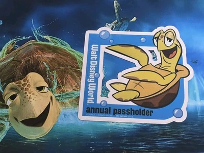 Portapases Anuales Disney Magnet Crush ((CASERO)) Foto 1 de 3