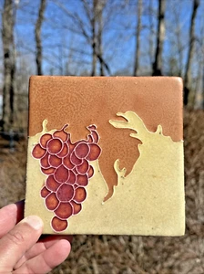 J.B. OWENS ARTS & CRAFTS POTTERY GRAPEVINE MOTIF GLAZED EARLY TILE 6" x 6" - Picture 1 of 10