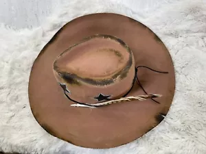 NWT Universal Thread Women's 100% Wool 4” Wide Brim Burned Cowboy Star Feather - Picture 1 of 9