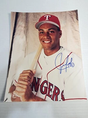 Juan Gonzalez Texas Rangers Portrait signed autographed 8x10 photo - Image 1 of 2