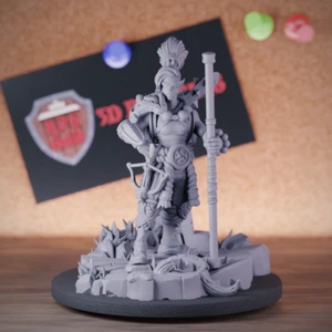 Weiblicher Halbork Mönch Miniatur Npc Dungeons and Dragons Mini DnD 5e TTRPG - Bild 1 von 8