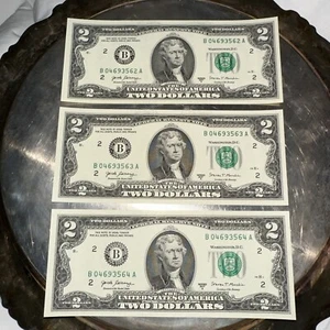 2017A $ 2 Dollarscheine B 04693562 A, B 04693563 A, B 04693564 A, H3 - 3er-Set - Bild 1 von 22
