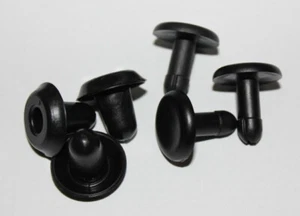Juego de enchufes y botones de soporte de estante para paquete MK1 Ford Escort AVO - Imagen 1 de 3