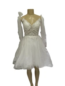 Mini Brautkleider Perlen Spaghettiträger Spitze Strand Kurz Brautkleider - Bild 1 von 13