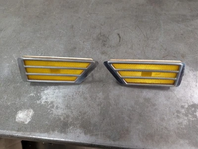 1970 Buick Riviera Front Fender Marker Lamps Lights Nice Pair - Image 1 of 4