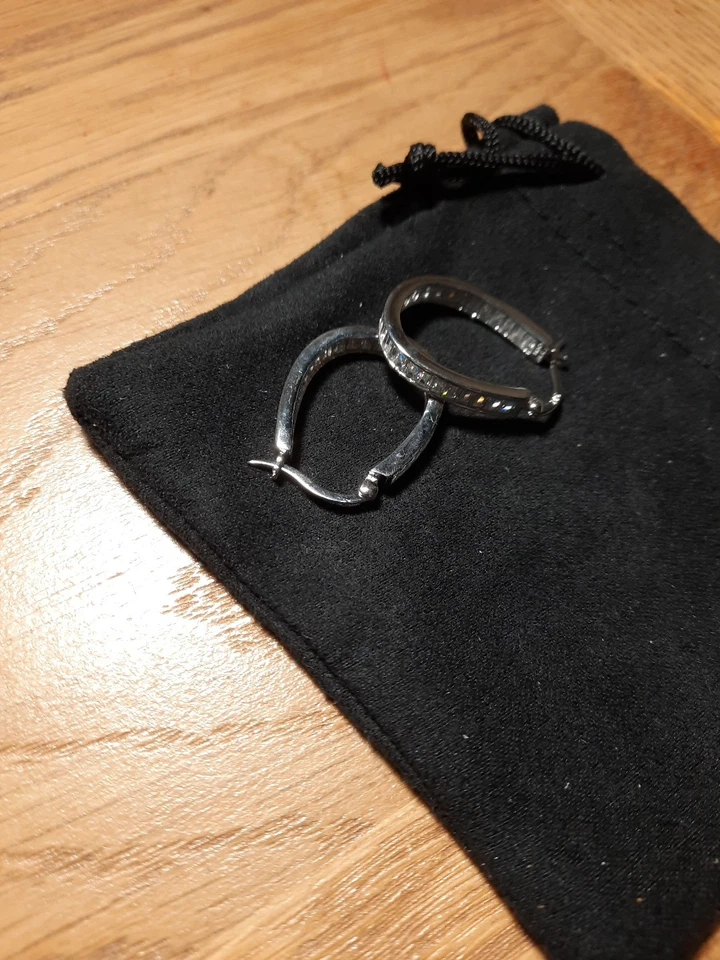 JTV#DOCKB5-Pendientes de plata de ley sobre circonita cúbica blanca sobre circonitas cúbicas Foto 1 de 1