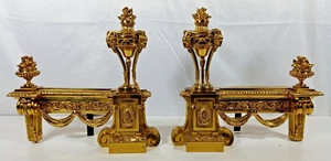 Coppia di antiche urne francesi in ottone dorato stile Luigi XVI fiamma camino Andirons - Foto 1 di 19