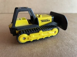 Bulldozer pressofuso vintage 1994 Tonka scala 1:64 3" - Foto 1 di 7
