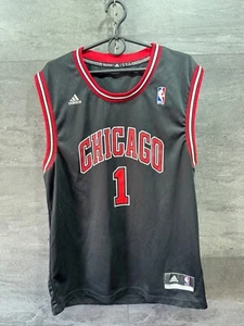 NBA CHICAGO BULLS BASKETBALL SHIRT JERSEY ADIDAS #1 ROSE Size M - Picture 1 of 18