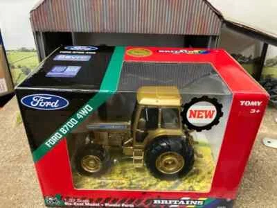 43409G Britains GOLD Ford 8700 tractor 1:32 scale New Sealed BOX Limited Edition - Image 1 of 2