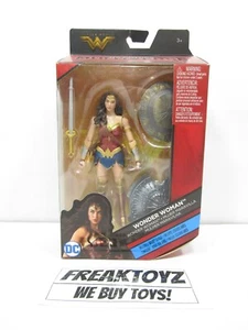 DC Comics Multiverse Wonder Woman with Ares Shield, Damaged Hanger - Picture 1 of 7