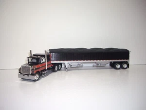 DCP FIRST GEAR 1/64 BLACK&RED FORD LTL 9000 60" FT SLEEPER&WILSON GRAIN TRAILER - Picture 1 of 11