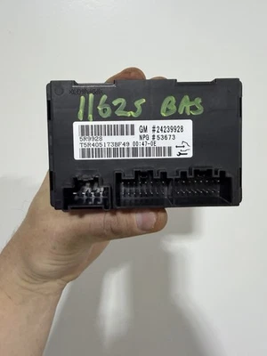 2007 - 2014 GMC Suburban Yukon Tahoe Transfer Case Control Module 24239928 OEM ! - Image 1 of 4