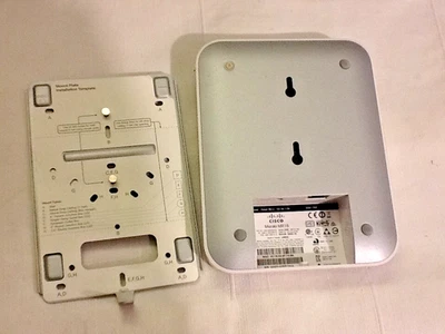 Cisco Meraki MR18 Dual-radio 2x2 MIMO Access Point with wall bracket - Image 1 of 4