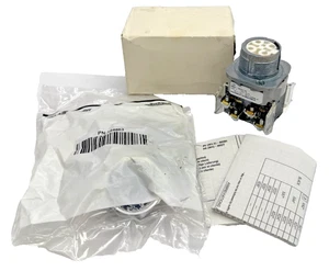 Allen-Bradley 800T-J91KE7B 30mm Selector Switch 800T PB - Picture 1 of 10