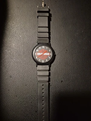 Bulova Harley-Davidson negro/rojo con correa negra Foto 1 de 4